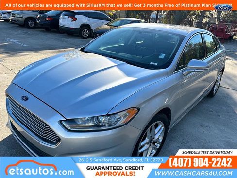 Used 2013 Ford Fusion SE image 1