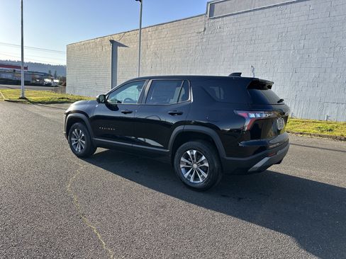 New 2026 Chevrolet Equinox LT w/ Safety and Technology Package image 3