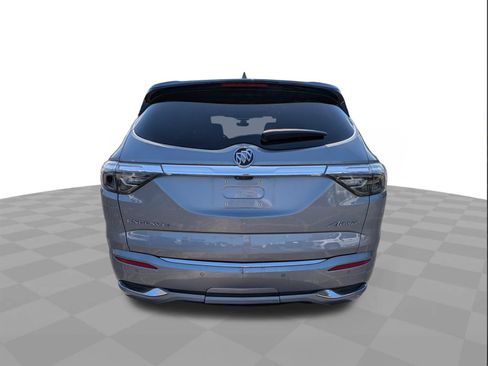 Used 2023 Buick Enclave Avenir w/ Avenir Technology Package FWD image 5