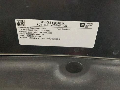 Used 2022 Buick Encore GX Select w/ Sport Touring Package AWD/4WD image 26