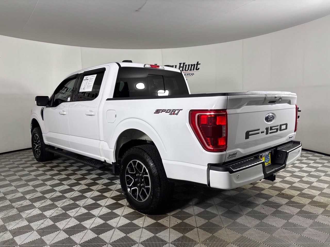 Used 2021 Ford F150 XLT w/ Equipment Group 302A High AWD/4WD image 8