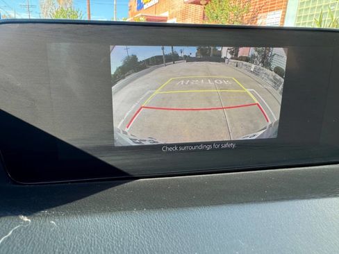 Used 2021 MAZDA MAZDA3 s image 17