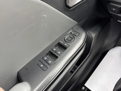 Used 2025 Kia K4 FWD image 16