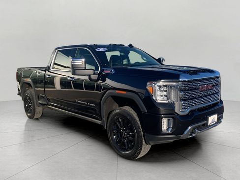 Used 2021 GMC Sierra 3500 Denali w/ Denali Black Diamond Edition image 4
