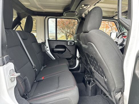 Used 2021 Jeep Wrangler Unlimited Rubicon w/ LED Lighting Group image 23