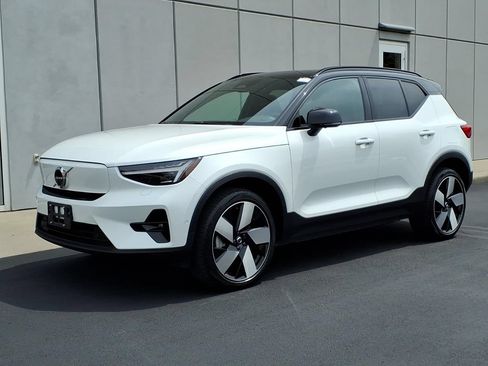 Certified 2023 Volvo XC40 Recharge Ultimate w/ Protection Package Premier AWD/4WD image 1
