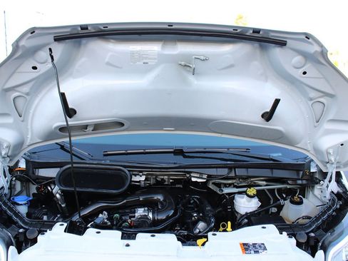 Used 2023 Ford Transit 350 XLT image 34