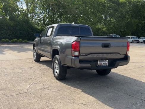 Used 2020 Toyota Tacoma SR w/ SR Convenience Package RWD image 7