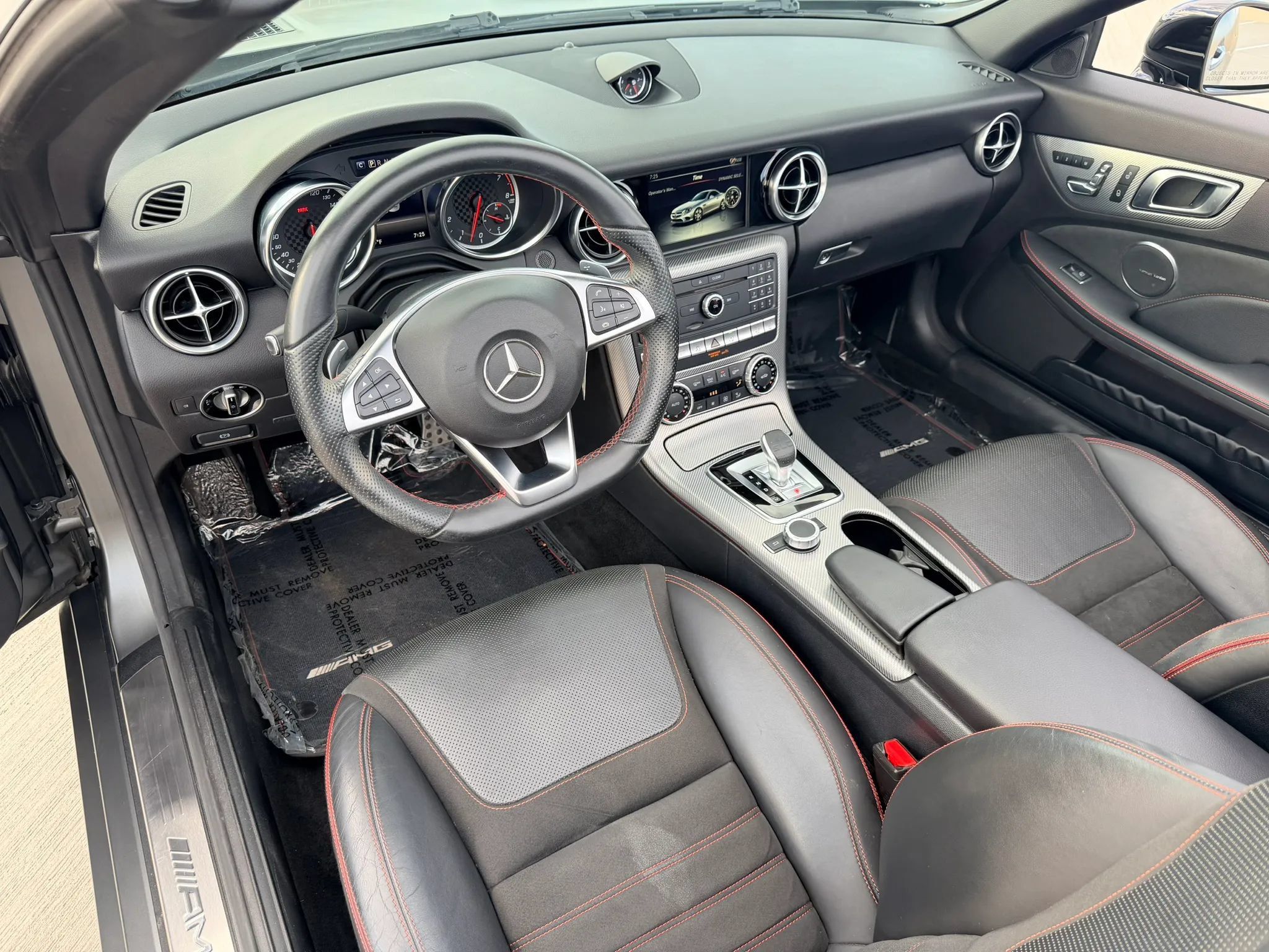 Used 2018 Mercedes-Benz SLC 43 AMG image 16