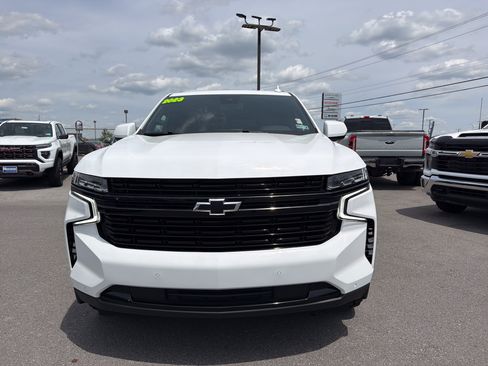 Used 2023 Chevrolet Tahoe RST AWD/4WD image 2
