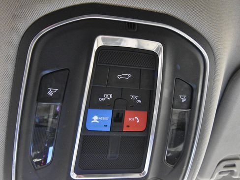 Used 2022 Jeep Wagoneer Series II image 26