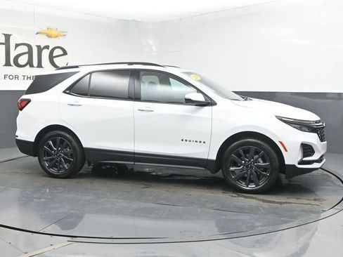 Certified 2024 Chevrolet Equinox RS FWD image 1