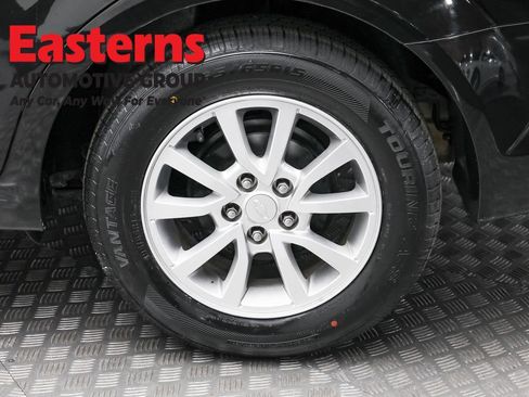 Used 2019 Chevrolet Sonic LT image 8