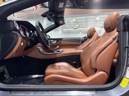 Used 2018 Mercedes-Benz E 400 4MATIC Cabriolet image 10
