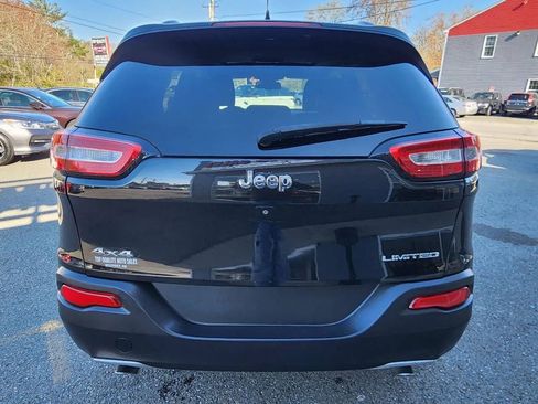 Used 2014 Jeep Cherokee Limited w/ Luxury Group AWD/4WD image 6