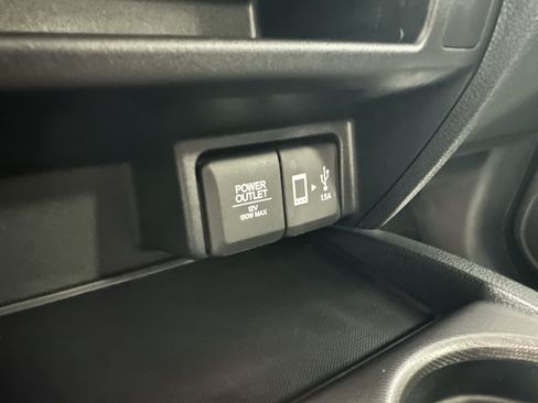 Used 2023 Honda Ridgeline Sport image 18