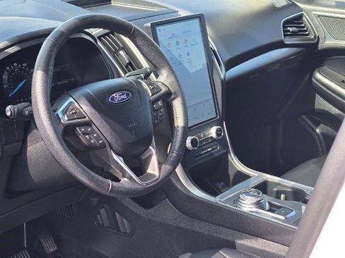 Certified 2024 Ford Edge SEL AWD/4WD image 24