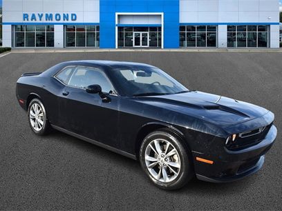 Used 2022 Dodge Challenger SXT w/ Driver Convenience Group