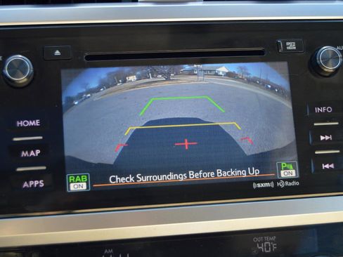 Used 2017 Subaru Outback 2.5i Limited image 10