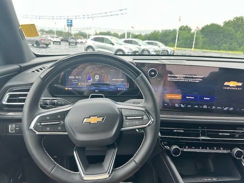 New 2026 Chevrolet Traverse High Country FWD image 10