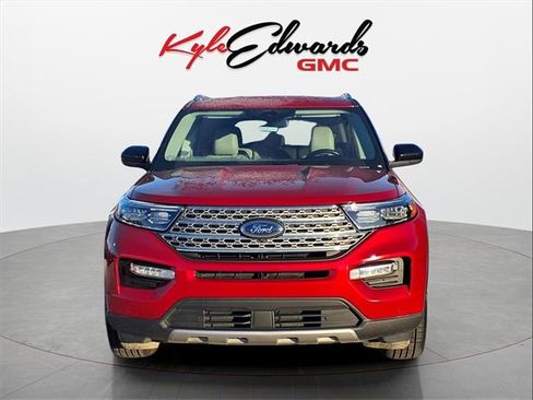 Used 2023 Ford Explorer Limited image 2