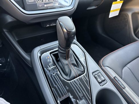 New 2026 Subaru Crosstrek 2.5i Limited w/ Crosstrek Mirror Package image 23