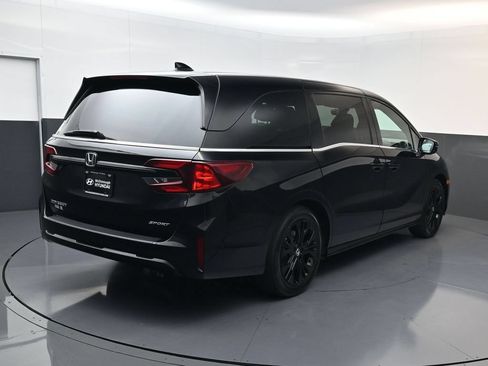 Used 2025 Honda Odyssey Sport-L image 3