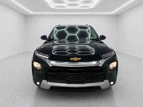 Used 2023 Chevrolet TrailBlazer LT w/ Convenience Package AWD/4WD image 8