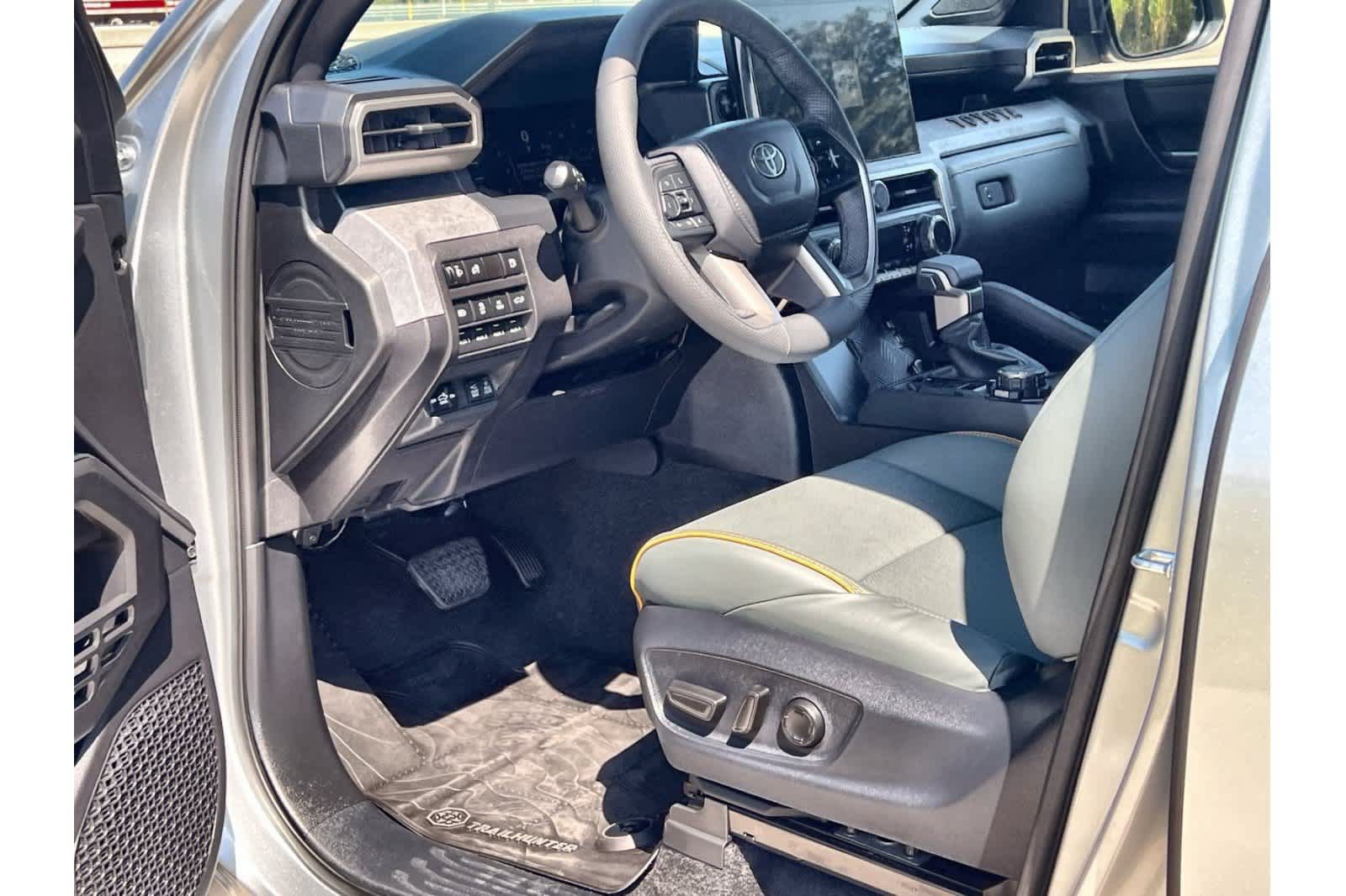 Used 2026 Toyota Tacoma 4x4 Double Cab Hybrid image 4