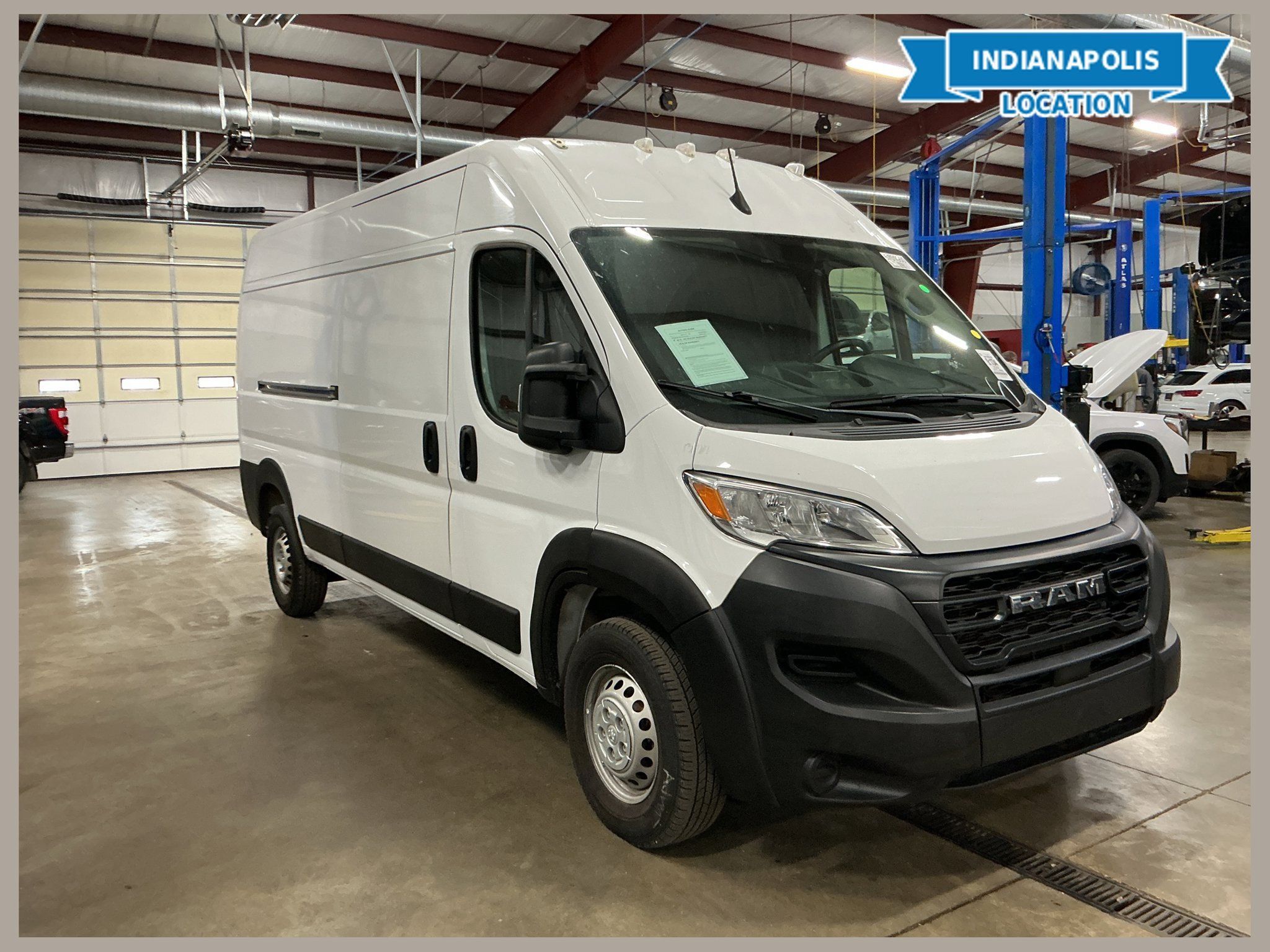 Used 2023 RAM ProMaster 2500 FWD image 1