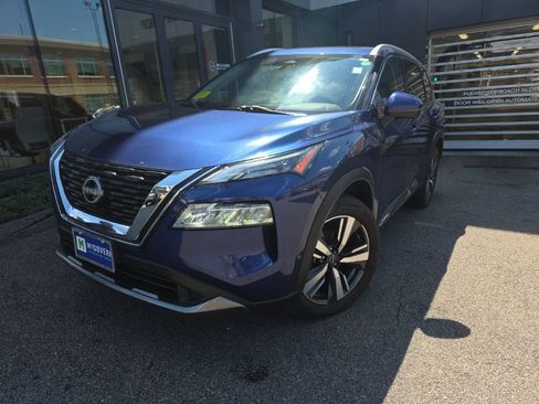 Used 2023 Nissan Rogue SL w/ SL Premium Package AWD/4WD image 2