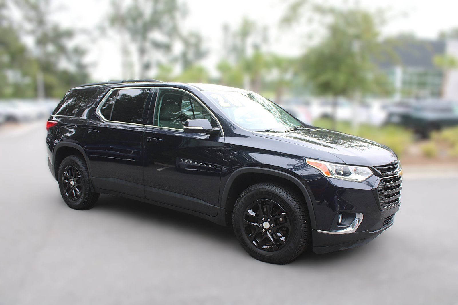Used 2020 Chevrolet Traverse LT FWD image 15