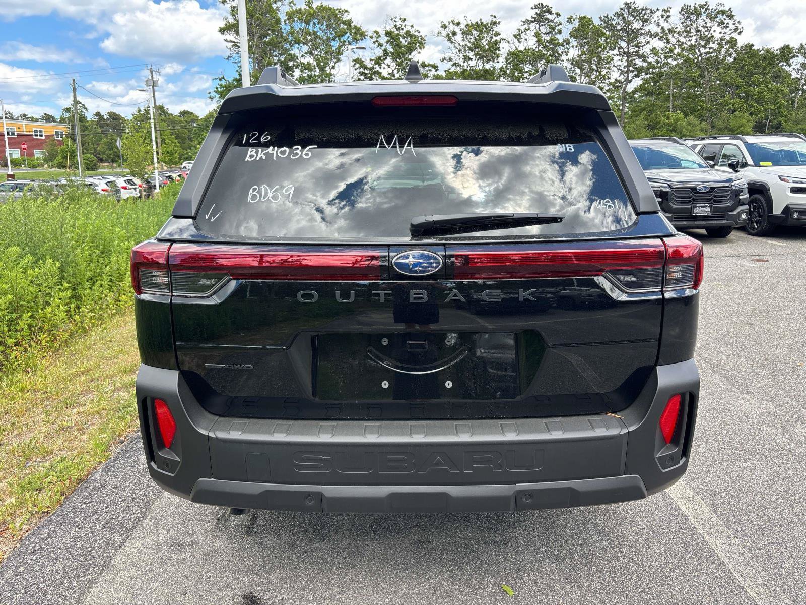 New 2026 Subaru Outback Limited AWD/4WD image 3