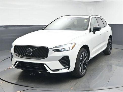 New 2026 Volvo XC60 B5 Plus w/ Protection Package Premier image 3