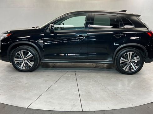 Used 2025 Mitsubishi Outlander Sport ES AWD/4WD image 2