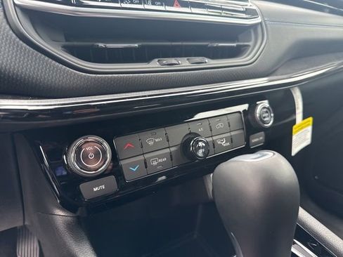 New 2026 Jeep Compass Latitude image 28