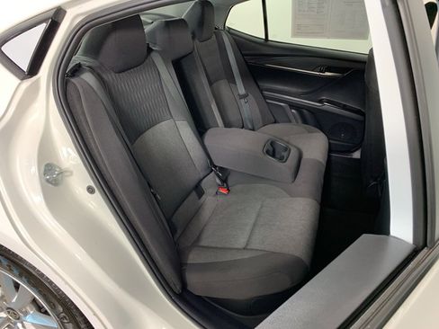 Used 2025 Toyota Camry LE image 23