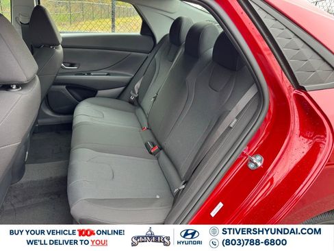 New 2026 Hyundai Elantra SE image 19
