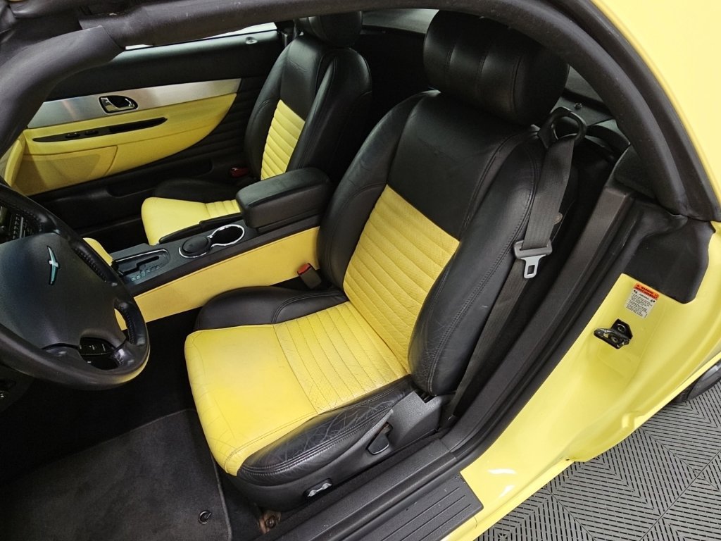 Used 2002 Ford Thunderbird RWD image 21