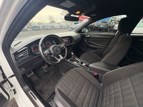 Used 2019 Volkswagen Jetta GLI image 22