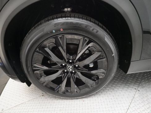 Certified 2025 MAZDA CX-90 Plug-In Hybrid w/Premium Sport image 28