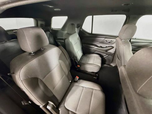 Used 2023 Chevrolet Traverse LT w/ LPO, Floor Liner Package AWD/4WD image 27