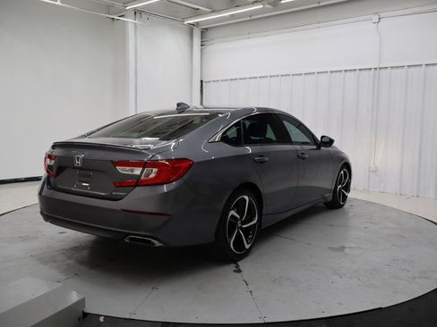 Used 2020 Honda Accord Sport image 4