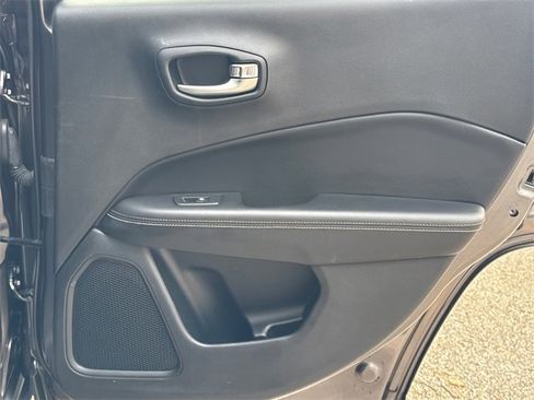 Used 2020 Jeep Compass Latitude w/ Cold Weather Group image 16