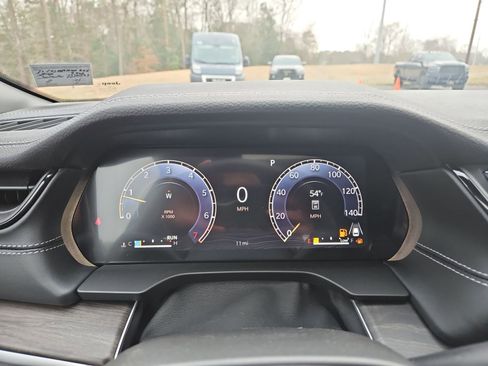 New 2026 Jeep Grand Cherokee Altitude image 23