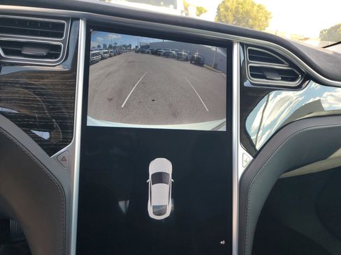 Used 2016 Tesla Model S 90D image 11