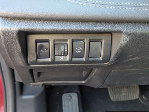 Used 2025 Subaru Outback Touring image 21