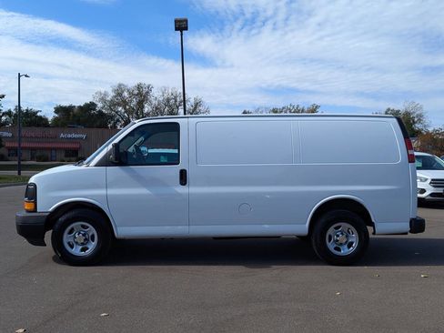 Used 2004 Chevrolet Express 1500 image 10