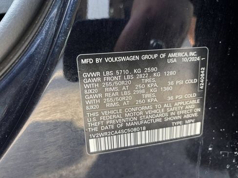 Used 2025 Volkswagen Atlas SE FWD image 10