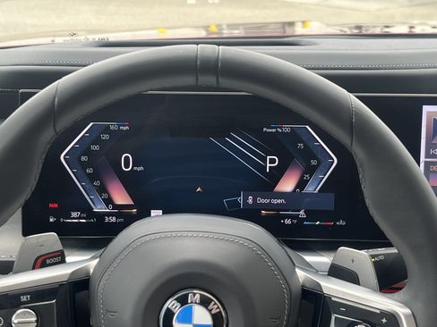 Used 2023 BMW 760i xDrive AWD/4WD image 13